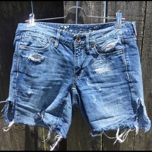 Madewell size 24 distressed denim shorts